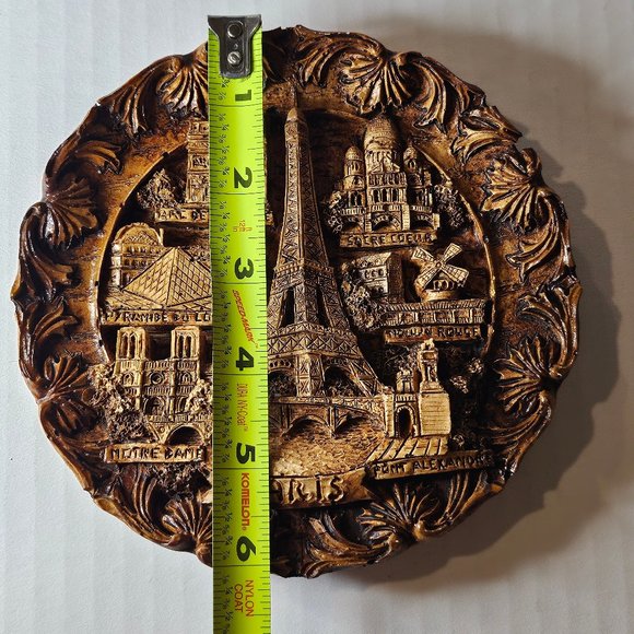 Rare Mid Century Round Chalkware Paris Souvenir Plate 6.25" Parisian Scene 3D - Picture 10 of 15